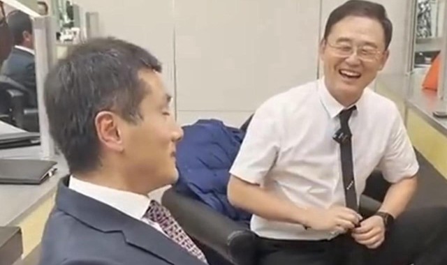 爆笑！孙继海调侃邵佳一：02世界杯你去了？邵佳一：上场比你多